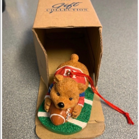 ORNAMENT•VINTAGE 1998 Bear 🐻 🏈 1998🌲Ornament - Picture 2 of 6